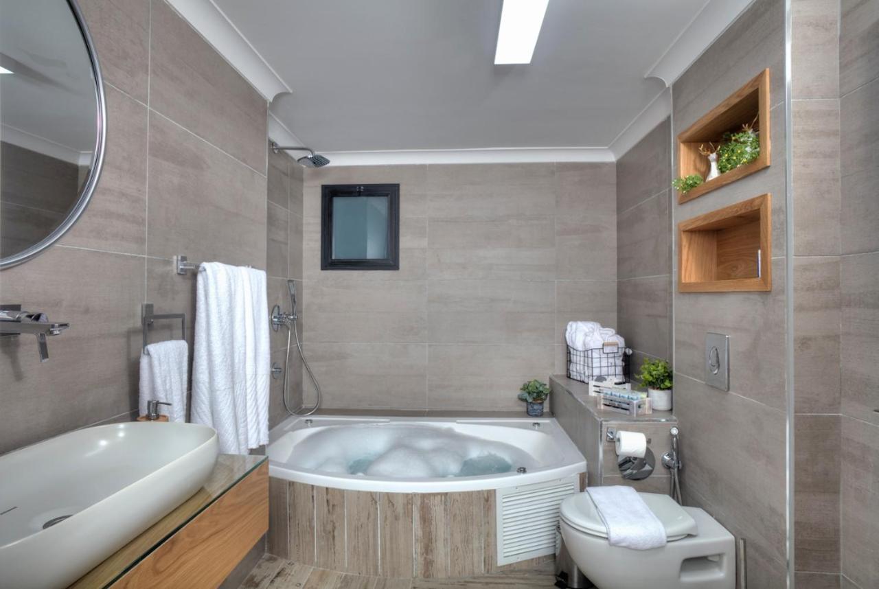 Open Skys Villa Сафед Екстериор снимка