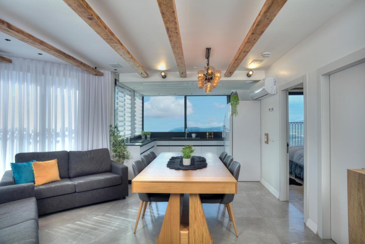 Open Skys Villa Сафед Екстериор снимка